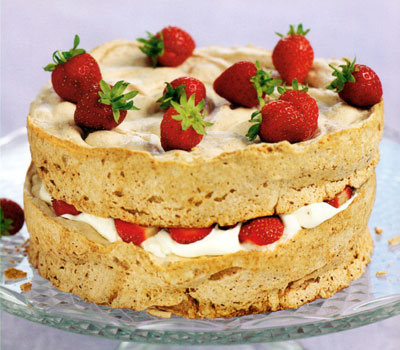 Strawberry Meringue Layer Cake Recipe
